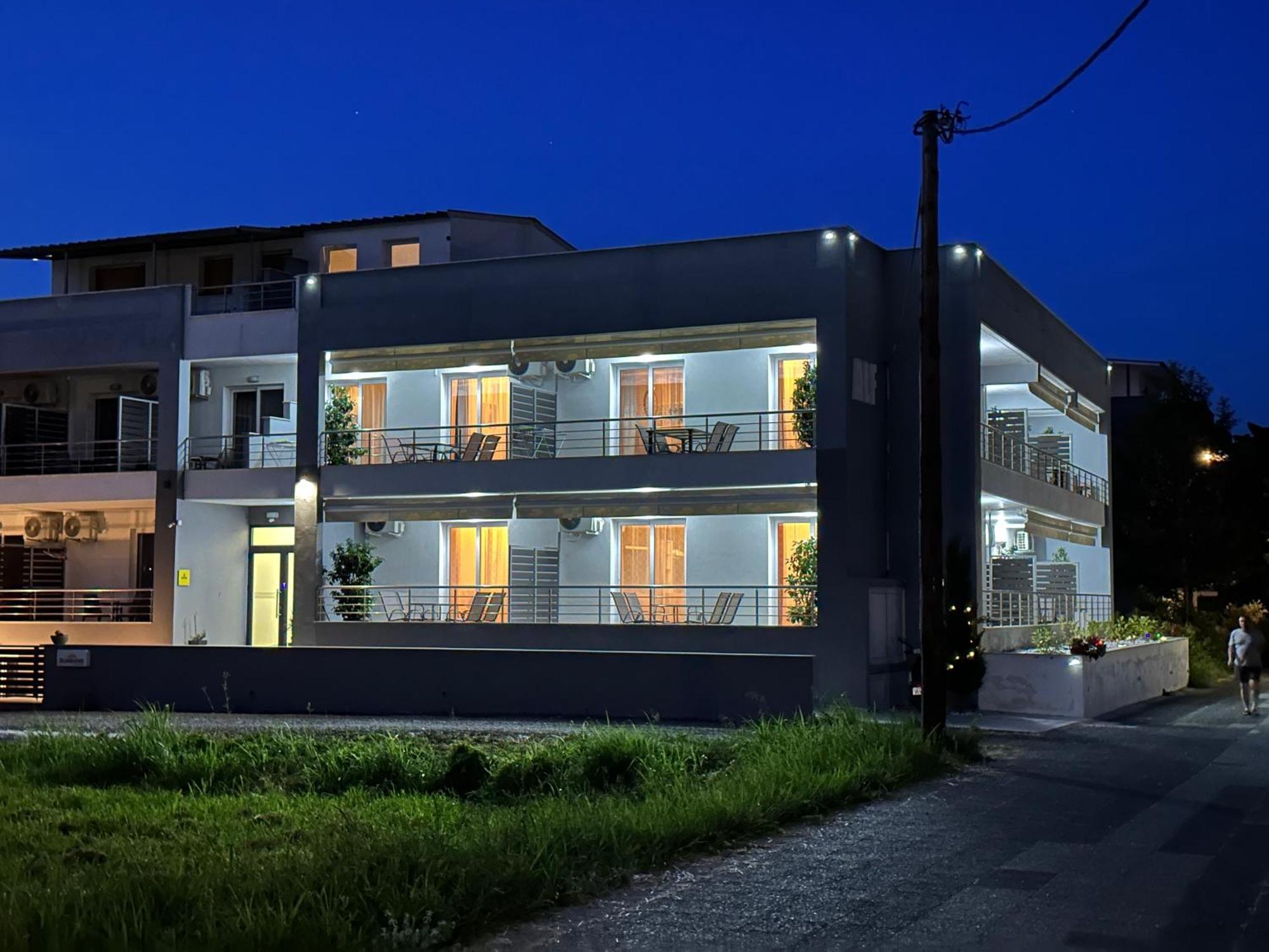 Alf Apartments & Lofts Leptokaryá Ngoại thất bức ảnh
